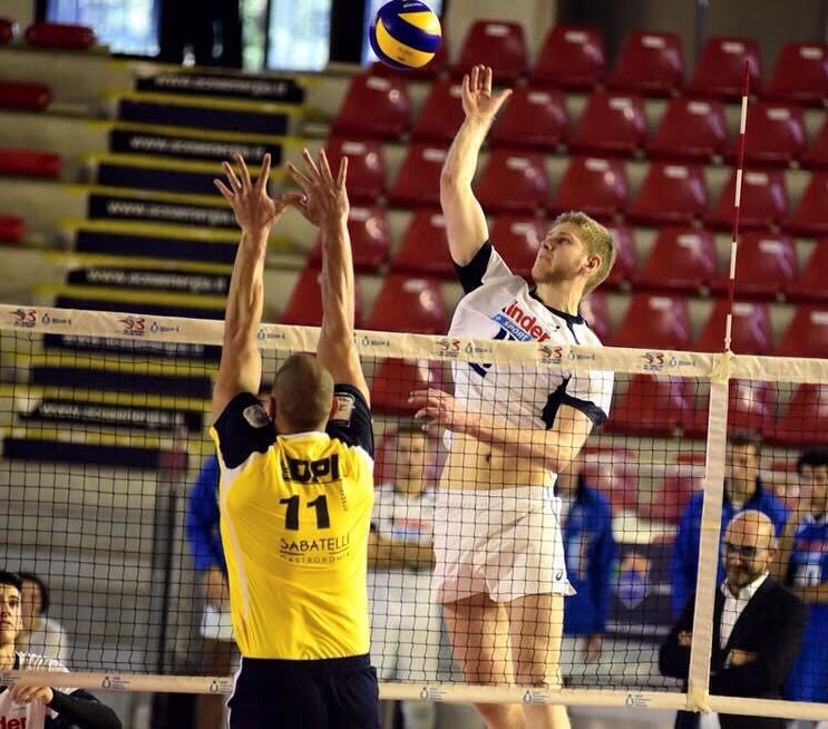 Andrea Argenta nuovo opposto del Volley Potentino