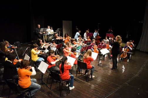 La big orchestra El Sistema al teatro Lauro Rossi