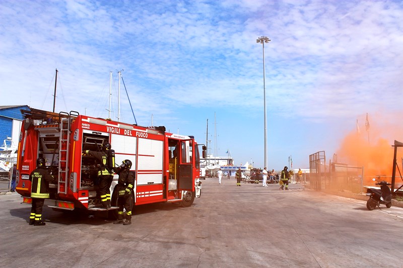 Esercitazione al porto di Civitanova