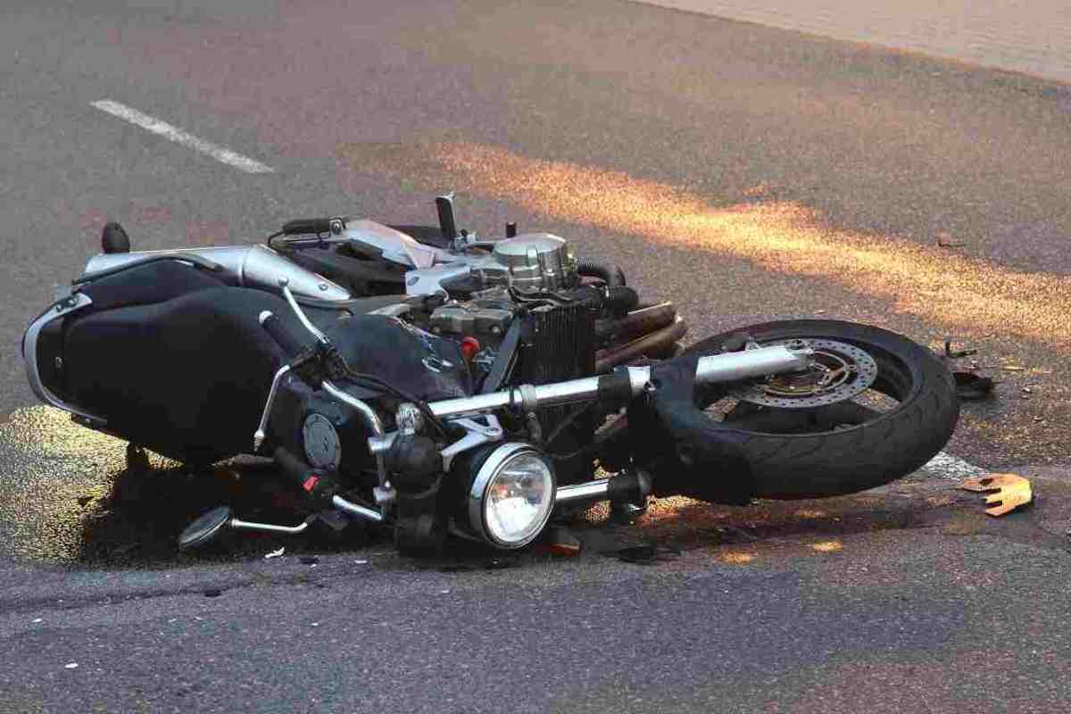 Escalaplano incidente moto morta 46enne